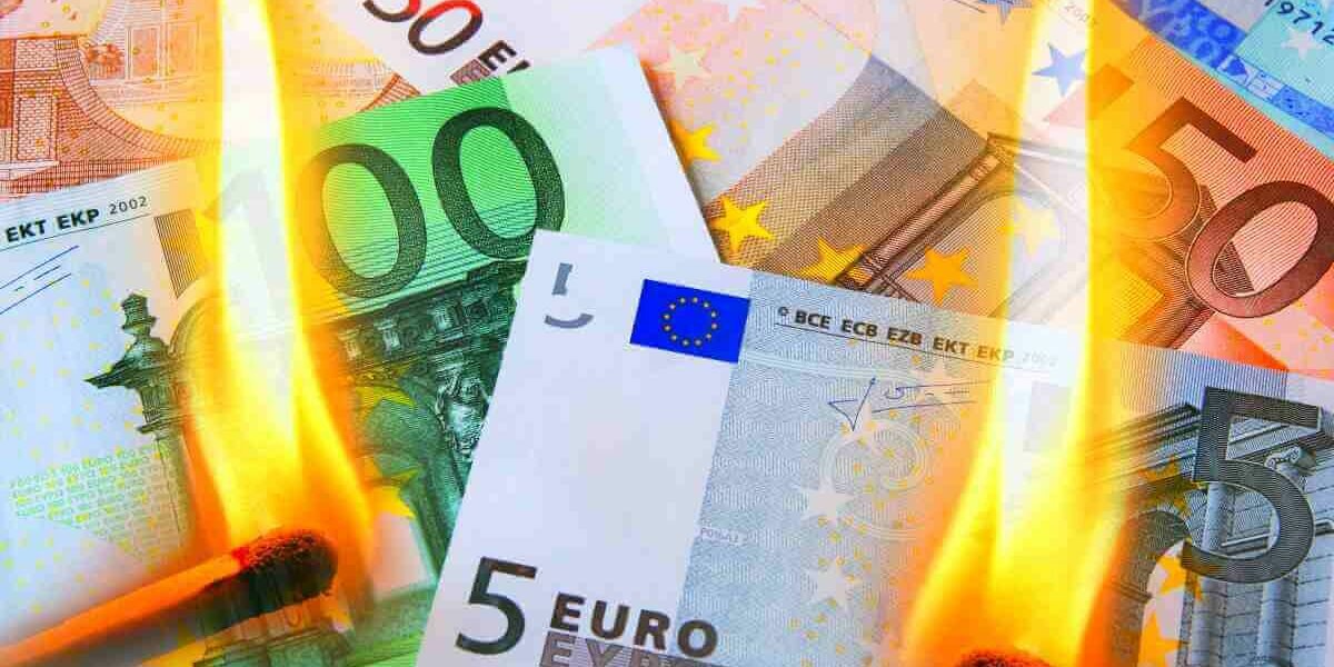 Scattano i prelievi su conti correnti e titoli: ecco chi paga