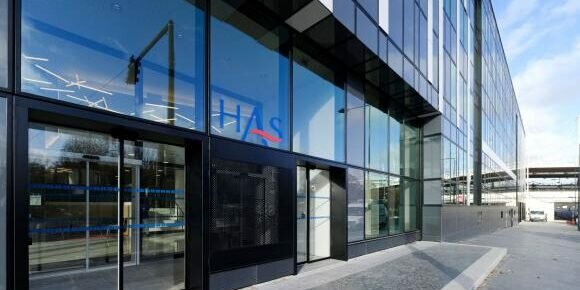 Vaccinazione Obbligatoria: Governo Francese si prepara ad attuarla