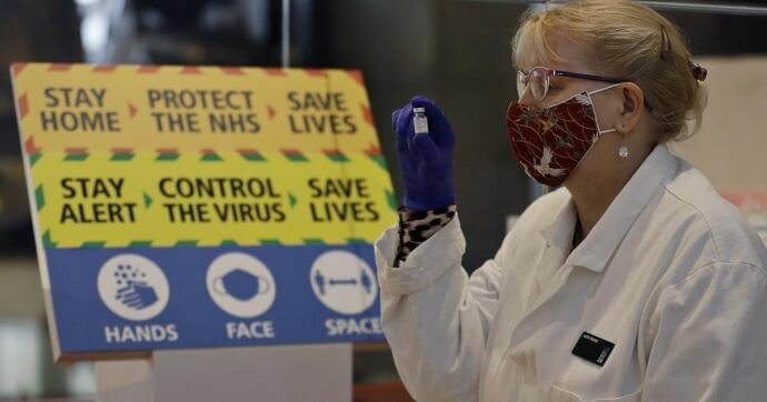 Terza dose di vaccino. Via libera in Gran Bretagna a partire da settembre