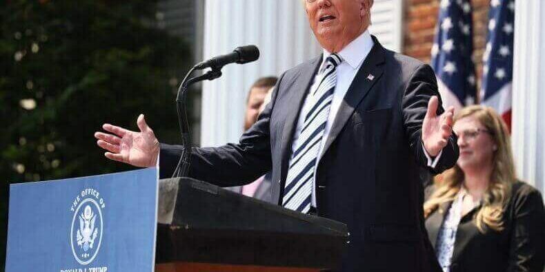 Trump farà class action contro Facebook, Twitter e Google: “Il giudice blocchi la censura”