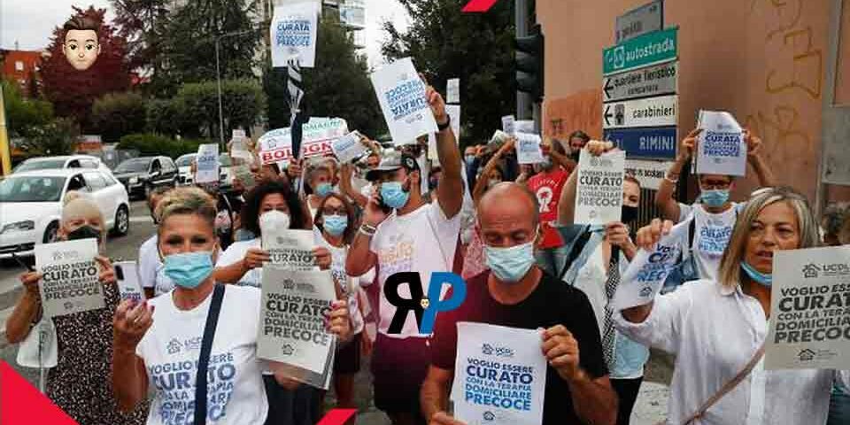 Ministro Speranza fortemente contestato con fischi e insulti all'inaugurazione della farmacia (Video)