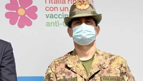 Covid, Figliuolo: “ai ragazzini vaccini senza prenotazione”