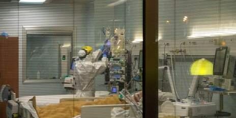 Vaccinato ricoverato in gravi condizioni al Policlinico di Catanzaro