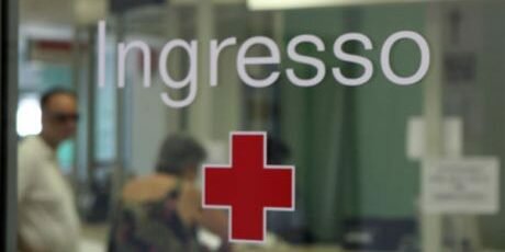 24enne senza Green Pass respinta all’accettazione del Policlinico di Modena