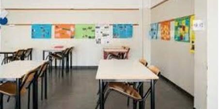 24 classi non partiranno a scuola in presenza a Bologna