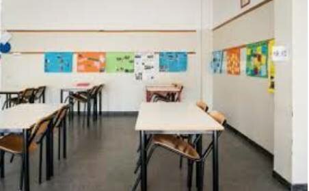 24 classi non partiranno a scuola in presenza a Bologna