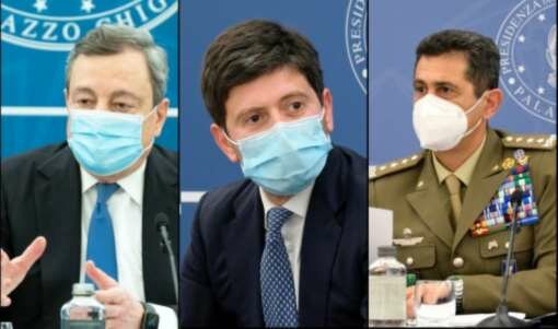 Pronti per la quarta dose. Nella Finanziaria soldi per altre due inoculazioni