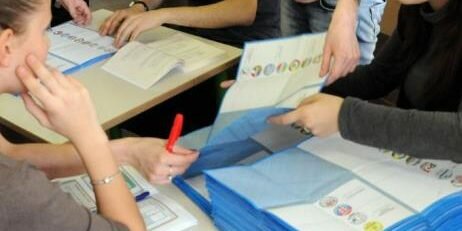 Fuorisede, approvata la legge fuffa: 5 milioni di italiani rimarranno esclusi dal voto