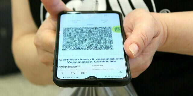 2 milioni di lavoratori senza green pass. Caos a Torino in Farmacia. Complimenti a chi ha organizzato tutto questo