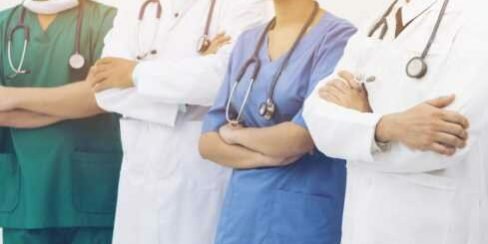 Salgono contagi tra gli operatori sanitari: 371 in sette giorni