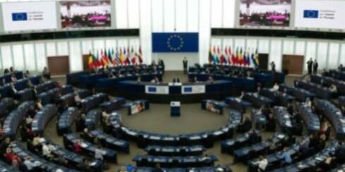 Obbligo Green pass al Parlamento UE: “patente per diffondere il virus”