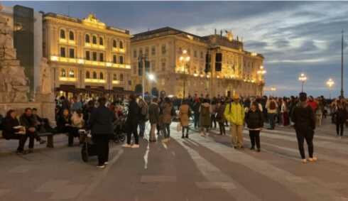 Trieste, sindaco valuta ordinanza contro gli assembramenti