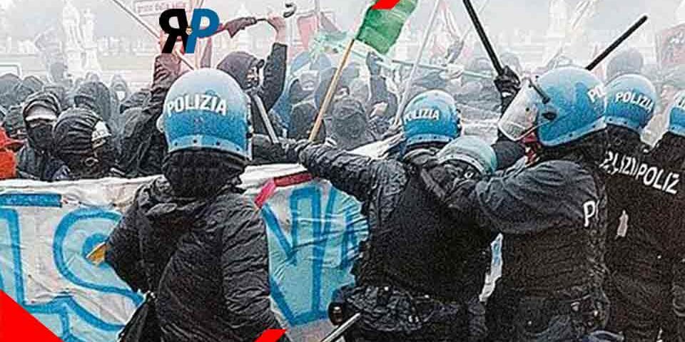 Sit-in della polizia in Veneto: gli agenti del Reparto mobile protestano ormai esasperati: «In 130 vogliono andar via»