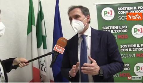 Covid, Boccia: terza dose e proroga dello stato di emergenza scelte obbligate