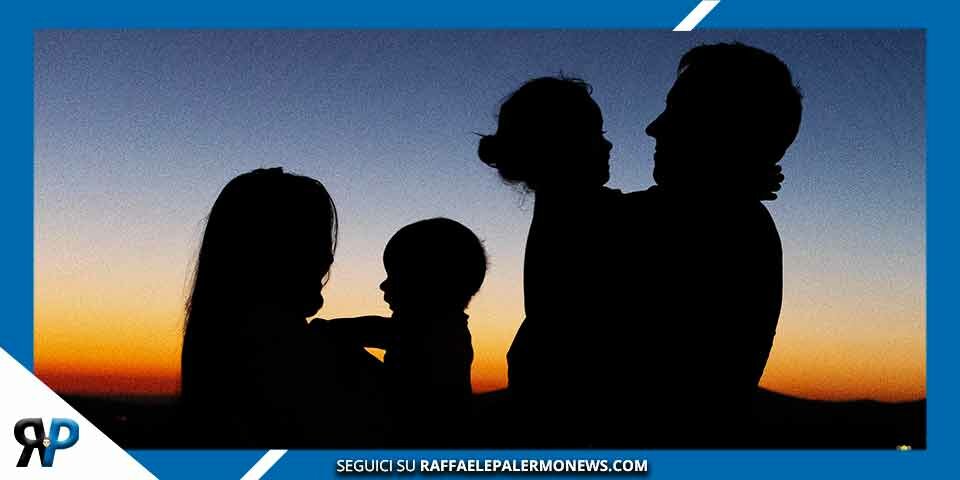 Consulta: tutti i nuovi nati avranno il cognome di entrambi i genitori