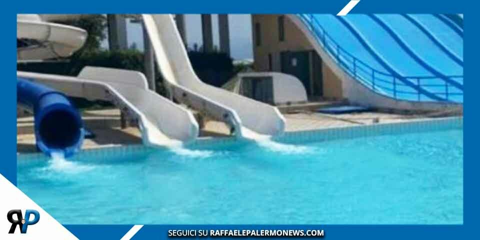 Battipaglia, malore al parco acquatico: muore 12enne