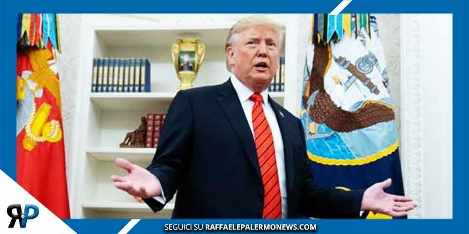 FBI perquisisce la casa di Donald Trump a Mar A Lago