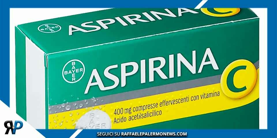 “Curo il Covid con l’aspirina dal 2020”: il post di Matteo Bassetti e lo studio britannico