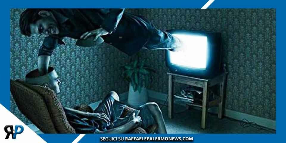 Draghi ringrazia i giornalisti: “svolto lavoro straordinario”