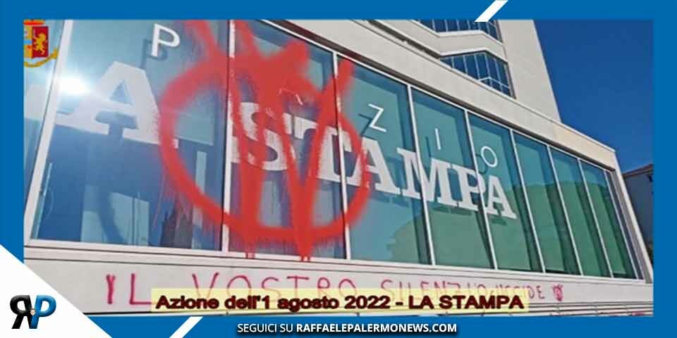 Digos, perquisite case di ‘no vax’: trovati volantini, parrucche e bombolette di vernice