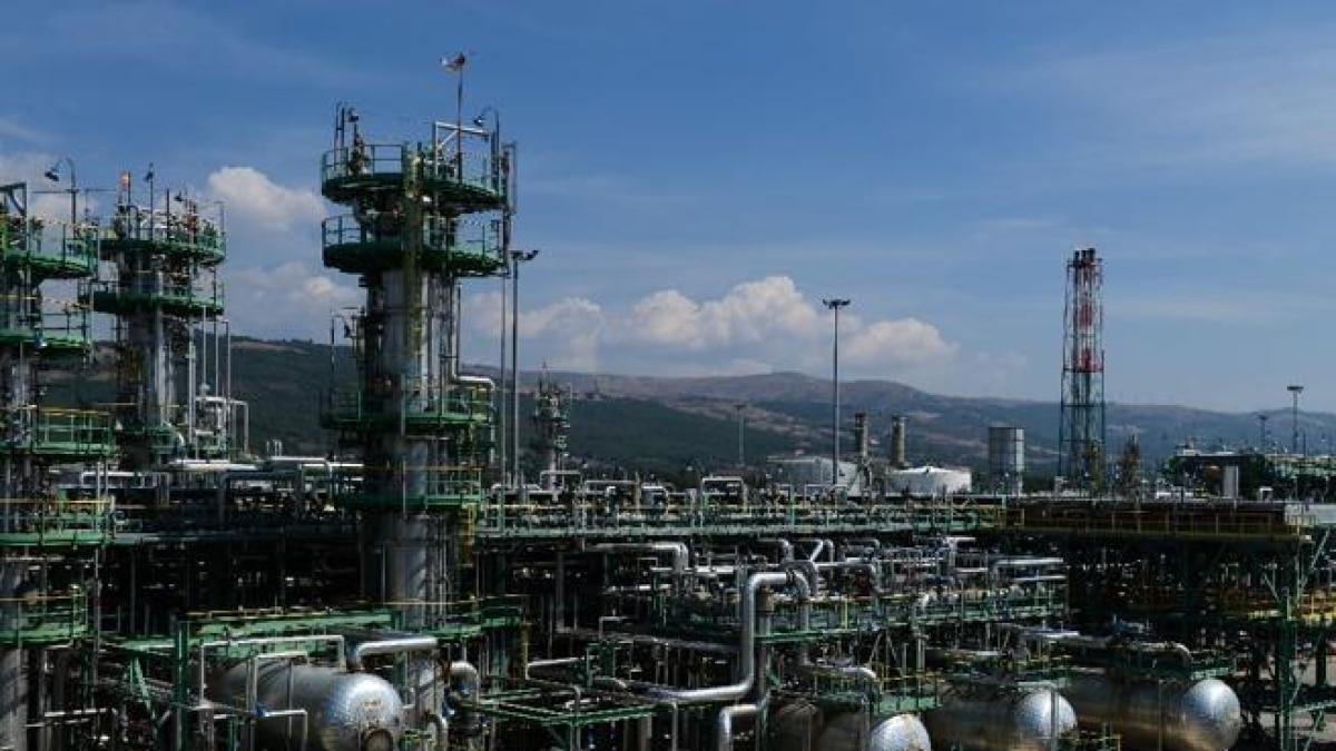 Borse in diretta | Europa giù, S&P dimezza la crescita dell’Italia a 0,4% nel 2026 per la guerra. Greggio e gas su