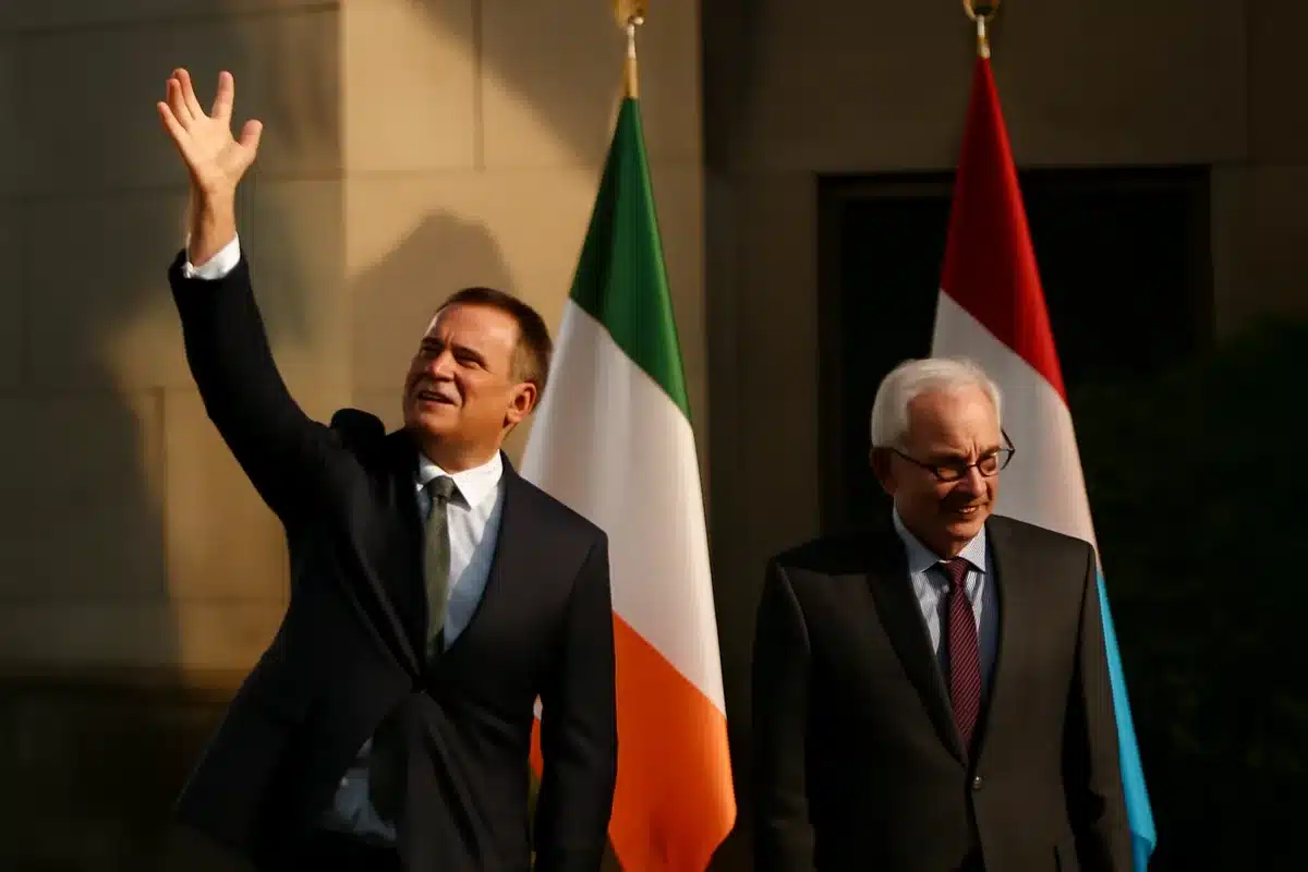 Capolista e fanalino di coda — Irlanda e Lussemburgo si confermano come i giganti economici dell'UE, con un valore aggiunto pro capite che li pone nettamente al di sopra degli altri stati membri. L'Irlanda, in particolare, brilla con 94.252 euro, segnando