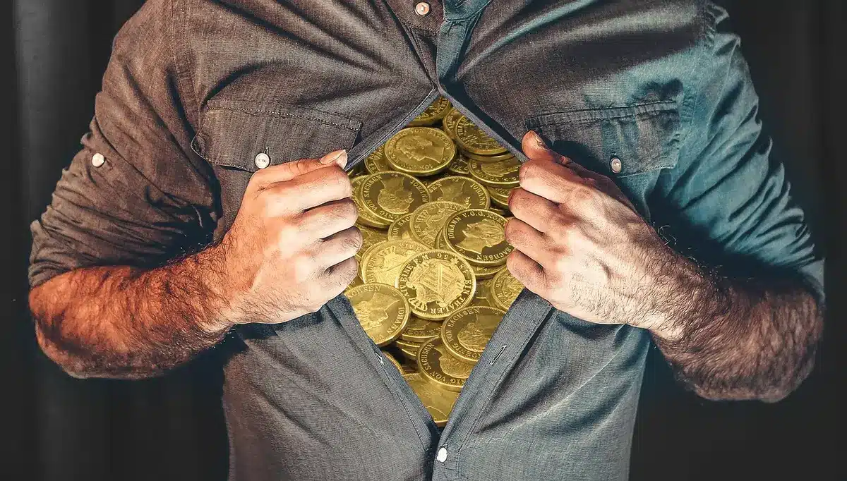 Grafici finanziari e report che mostrano crescita degli utili bancari