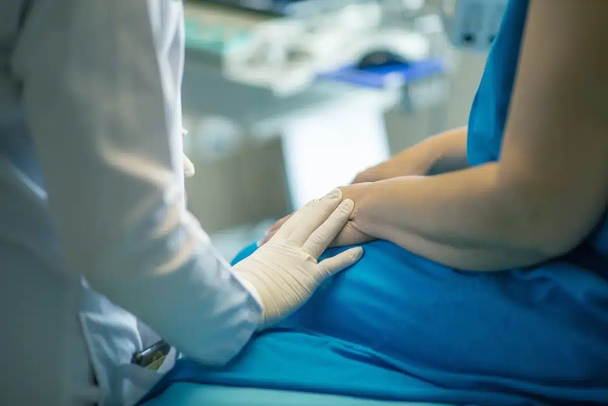 Paziente in consulto medico via videochiamata