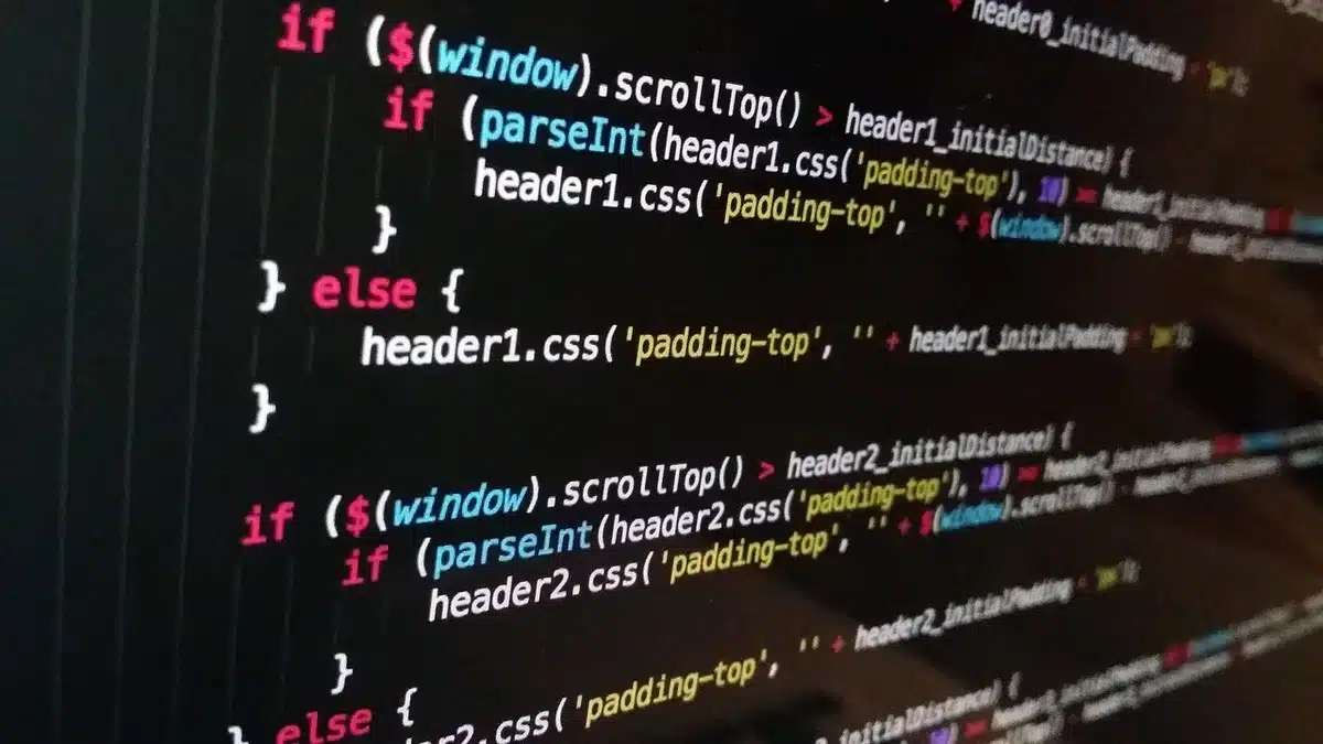 Innovazioni tecnologiche e dispositivi informatici moderni in evoluzione